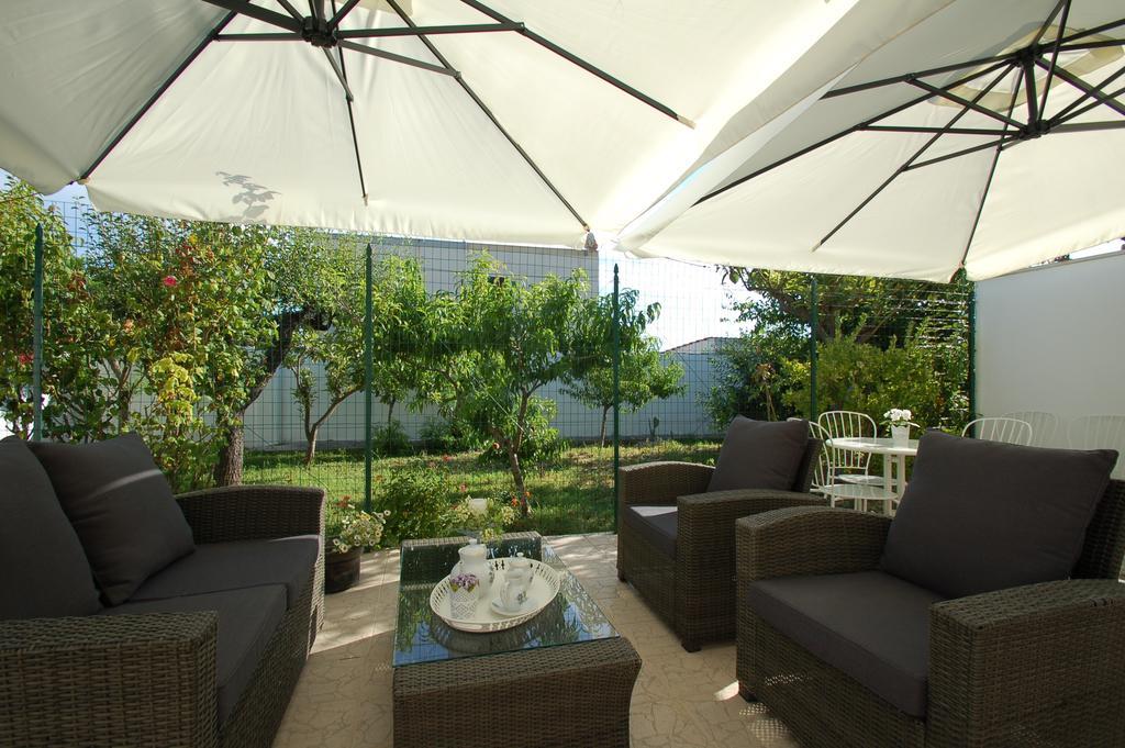 Giardino Dei Frutti Bed & Breakfast Bari Luaran gambar