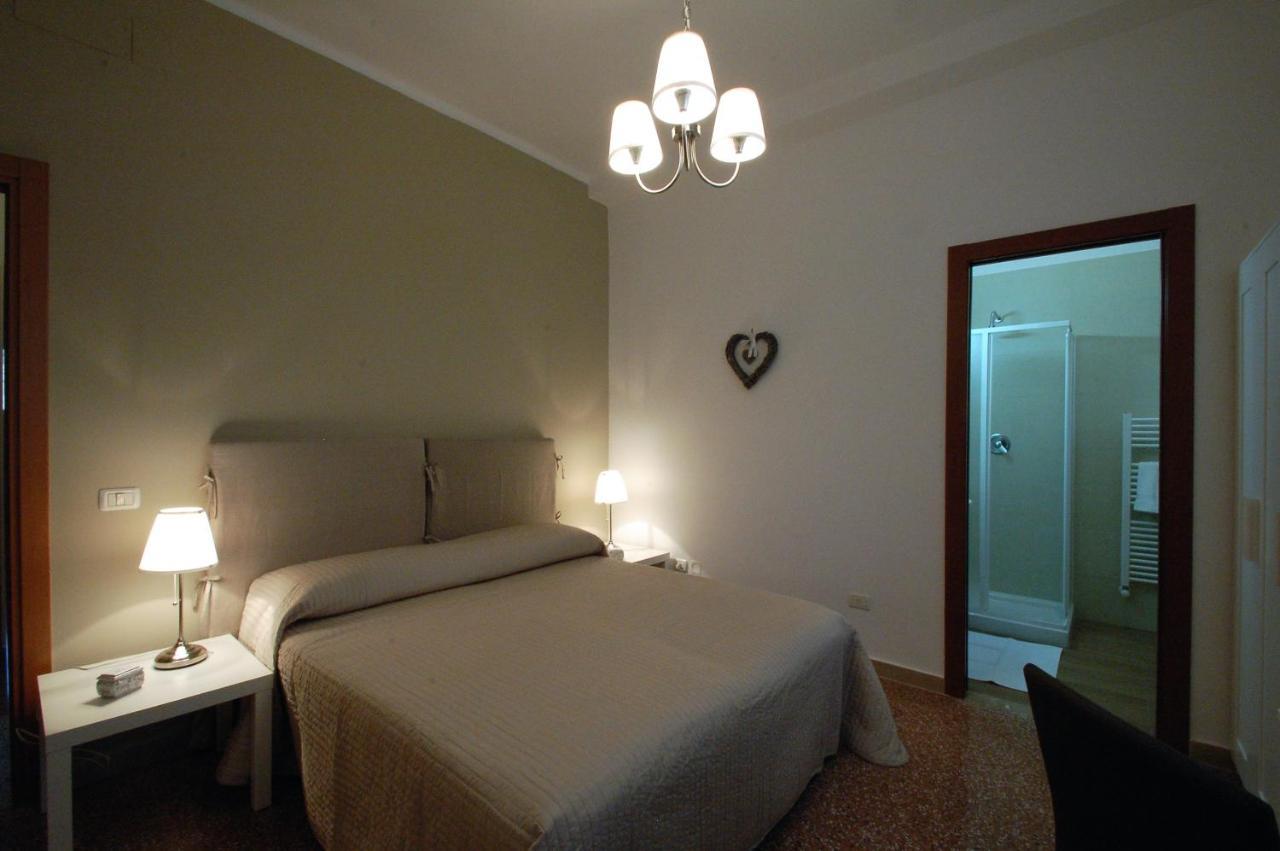 Giardino Dei Frutti Bed & Breakfast Bari Luaran gambar